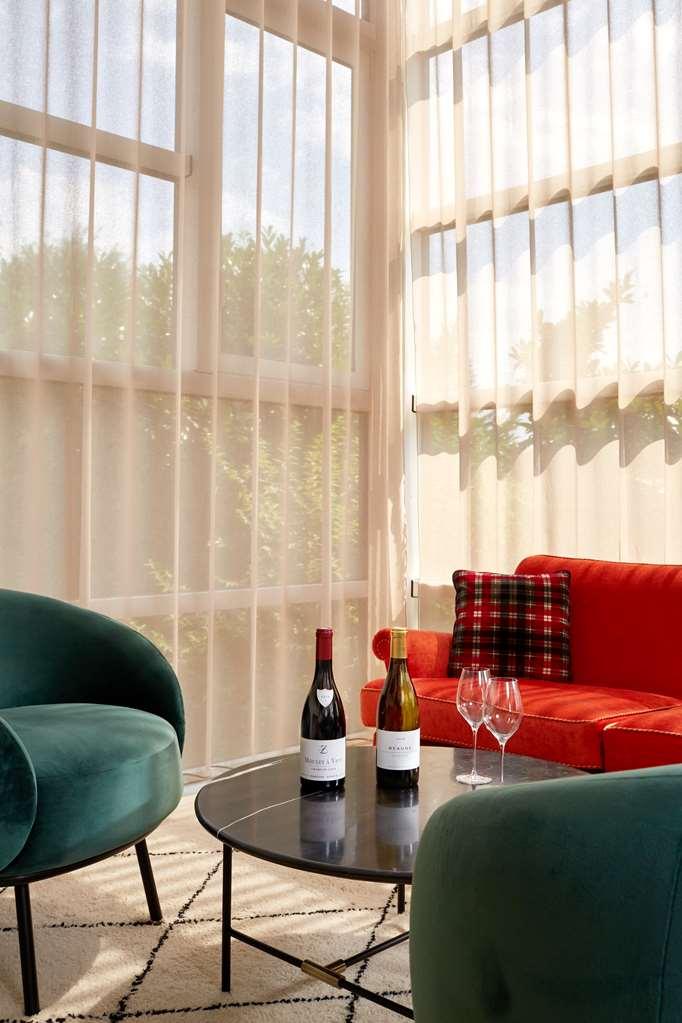 Les Nomades Beaune Beaune  Restaurant photo